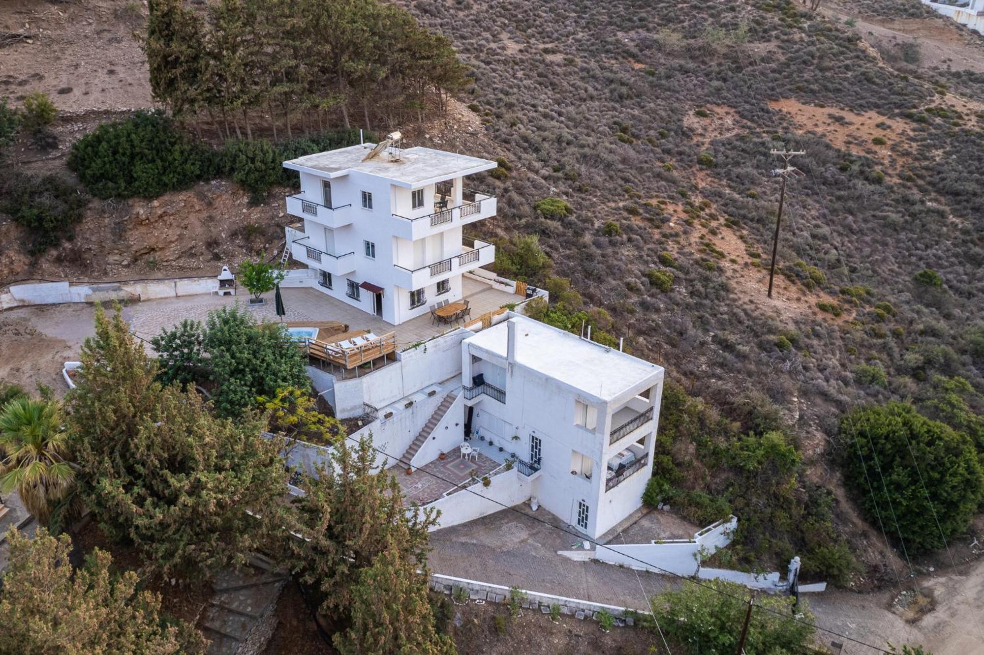 Villa Dirui Фоделе Екстериор снимка